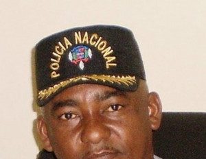 Coronel PN buscado por asesinato y capturado en Nueva York, es repatriado a RD EE.UU