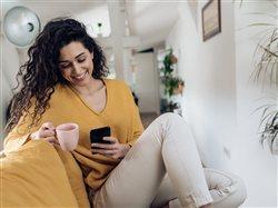 ¿Qué hay detrás de la pared? State Farm ofrece gratis tecnología inteligente contra incendios eléctricos.