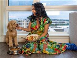 Experiencias gastronómicas compartidas: la novedad que acerca a personas y mascotas