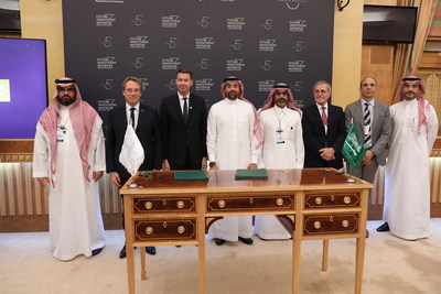 (L-R) Abdullah AlKhalaiwi, Chief Shared Services Officer, RCU; French Ambassador to Saudi Arabia, Ludovic Pouille; Laurent Germain, Group CEO, EGIS; Eng. Amr AlMadani, CEO, RCU; Badar Alfughom, Senior Advisor to the CEO for Integrated Development, RCU; Gérard Mestrallet, Executive Chairman, Afalula; Stéphane Aubarbier, CEO, Assystem Group; Eng. Moataz Kurdi, Chief County Zoning, Planning & Operations Office, RCU (L-R) Abdullah AlKhalaiwi, Chief Shared Services Officer, RCU; French Ambassador to Saudi Arabia, Ludovic Pouille; Laurent Germain, Group CEO, EGIS; Eng. Amr AlMadani, CEO, RCU; Badar Alfughom, Senior Advisor to the CEO for Integrated Development, RCU; Gérard Mestrallet, Executive Chairman, Afalula; Stéphane Aubarbier, CEO, Assystem Group; Eng. Moataz Kurdi, Chief County Zoning, Planning & Operations Office, RCU